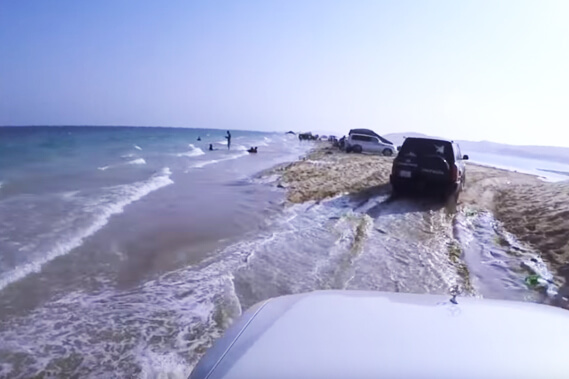 sealine-beach-quad-bike-family-fun-safari-doha-qatar